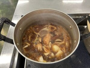 調理途中のバクテー